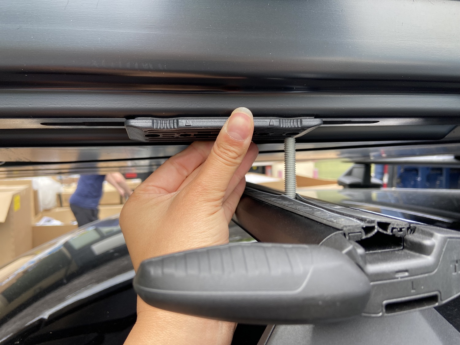 T track adapter fittings slide into the slot at the top of an aero bar 02 - Copy.JPG